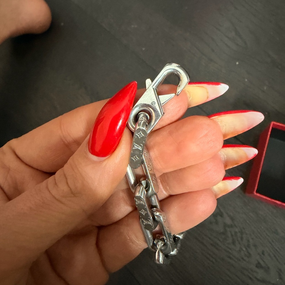 LOUIS VUITTON STERLING Silver Chain Bracelet with Signature Monogram Links MAN